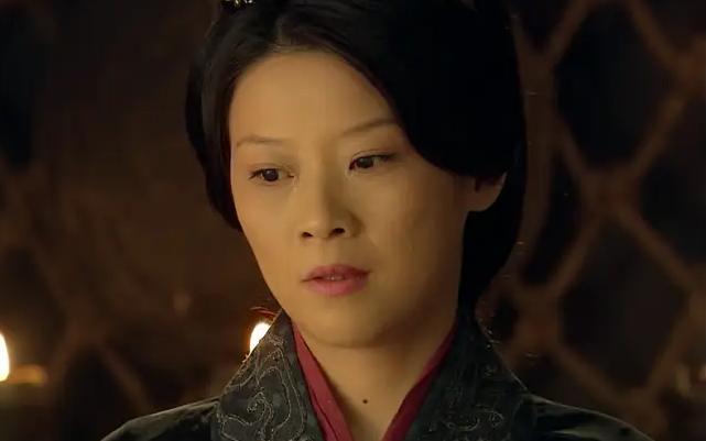 公元前203年的一个夜晚，刘邦走进一位妃子的寝宫，本想临幸一番，却发现这女子姿色