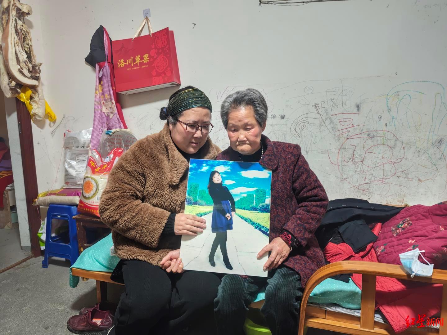 #女子被两辆车先后撞击碾压案开庭#【一路产养护中心负责人醉驾、拖行女子5.9公里