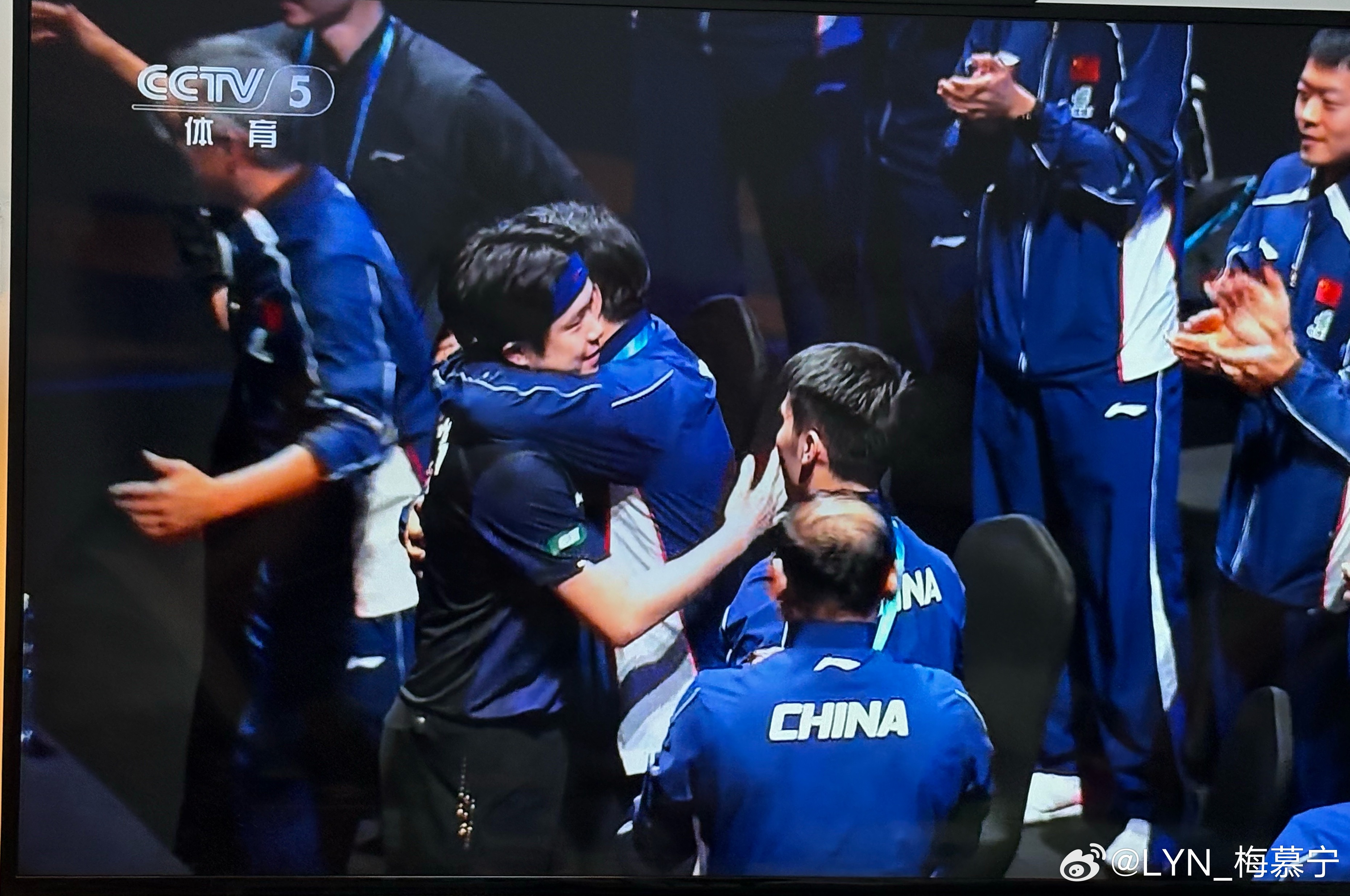 生活手记 昨晚竟然赶上了乒乓球世界杯决赛，很久不看球了，男单中日对决，作为八强唯