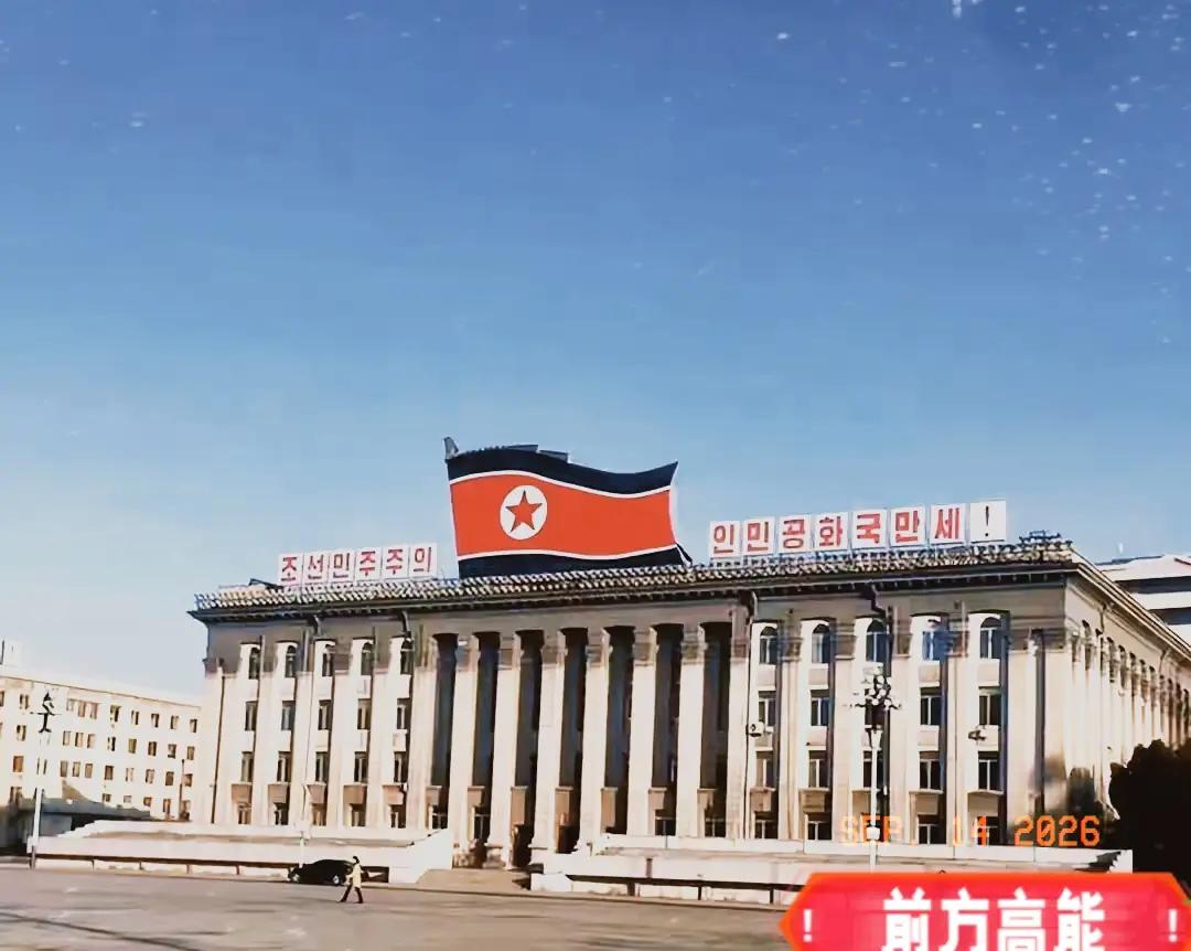 朝鲜人民军进行协同火力打击训练 这次朝鲜人民军的协同火力打击训练，公开的画面里能