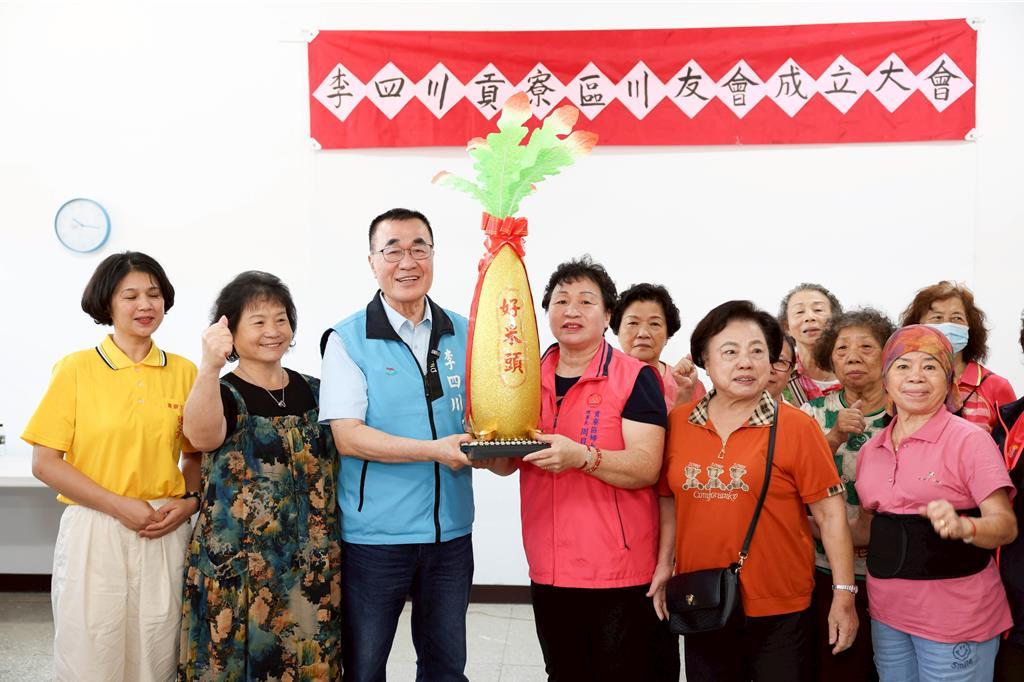 绿委以2年前影片当市长政见 李竞办酸“巧慧，你认真？”
国民党新北市长参选人李四