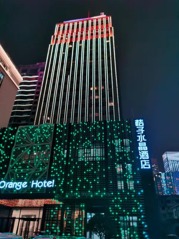 大同女出轨后离婚甩锅酒店
2026年3月，山西大同董女士以华住会金卡会员入住桔子