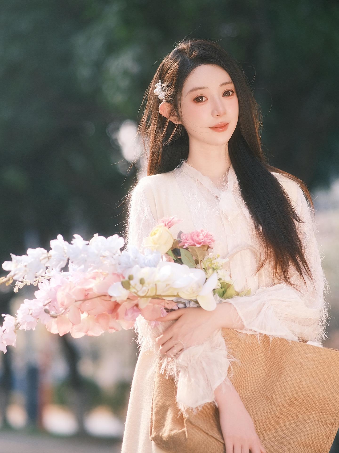 倒春寒 看不了花开 可以看我。