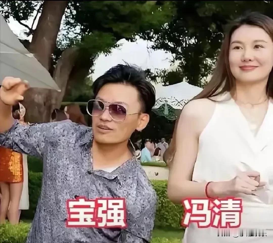 7月6日，44岁王宝强又上热搜了！
这一次，不是新电影，而是因为——带女友参加婚
