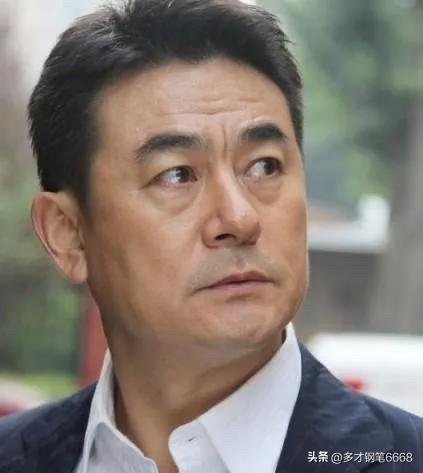 他虽然是没大火的演员，但却是一位演什么是什么的优秀演员，演技不输李乃文和于和伟。