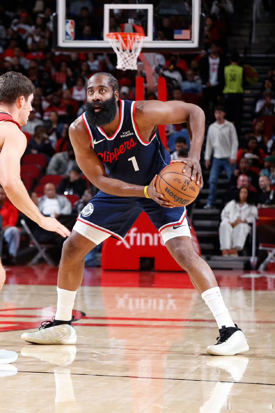 哈登 22分3板6助 W6L19[25/82]个人状态一般般，但球队整体上基本发