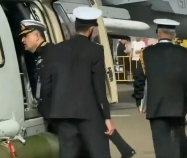 太劲爆了！
珠海航展上的一幕，意外触动了无数国人的心弦，让人感慨万千！
事情是这