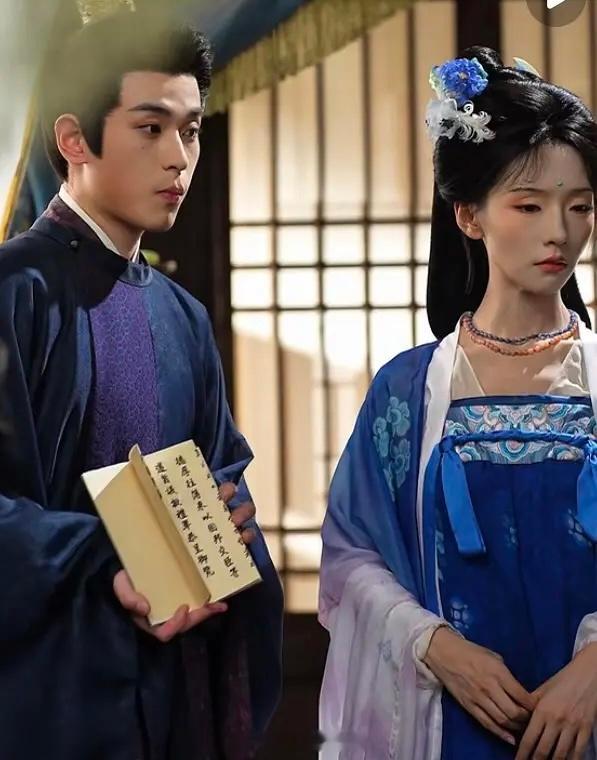 震撼，KPOP爆瘦风吹到了我们短剧圈，瘦脱相了啊…… 