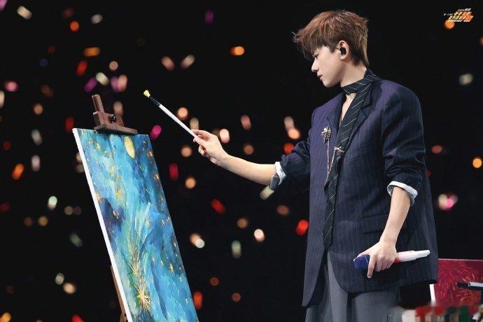 张杰张杰斗转星移鸟巢见 张杰未LIVE巡回演唱会 每一场都是经典，每一次都是突破