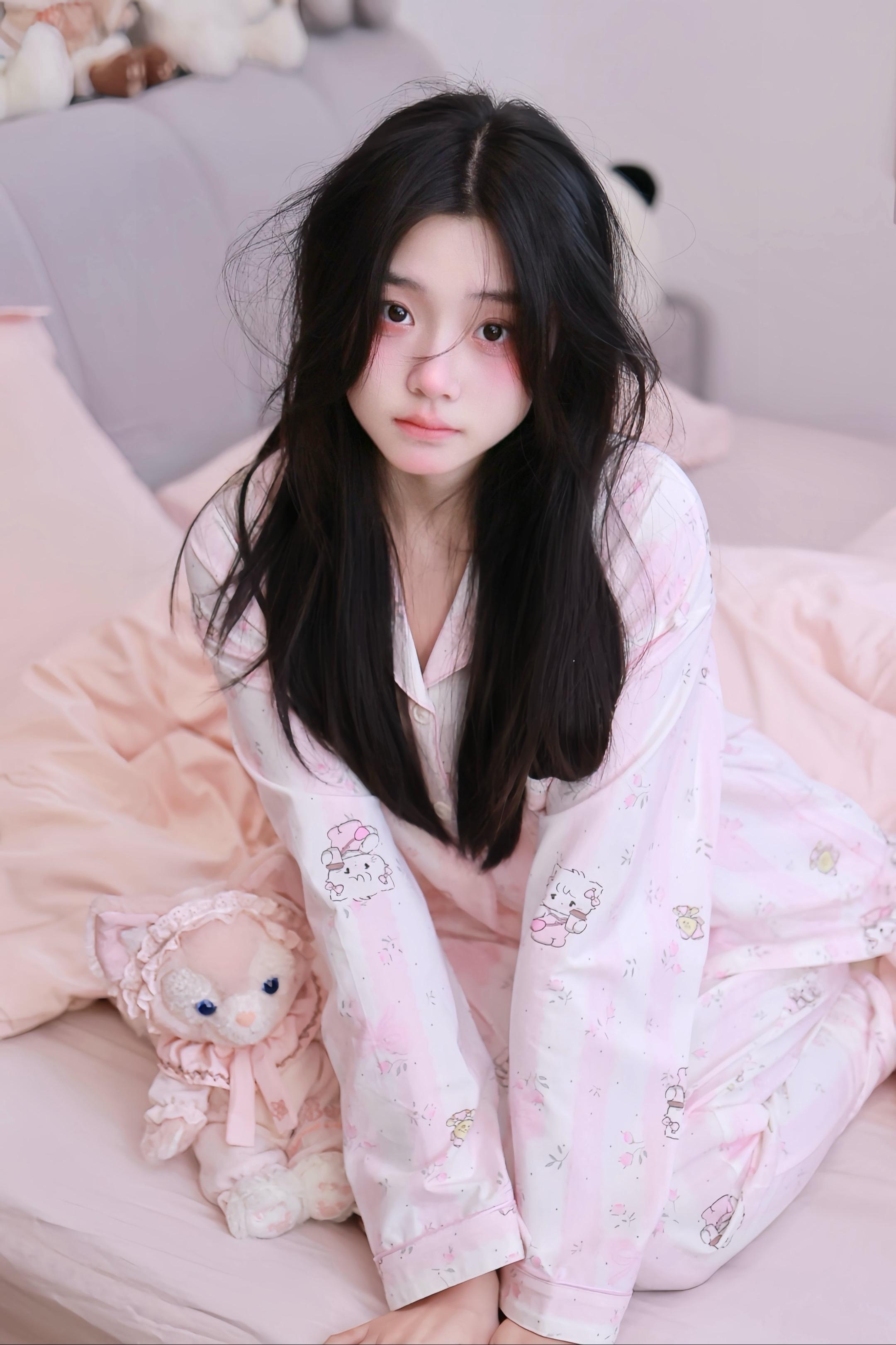 捡回家的小兔子变成人后🐰