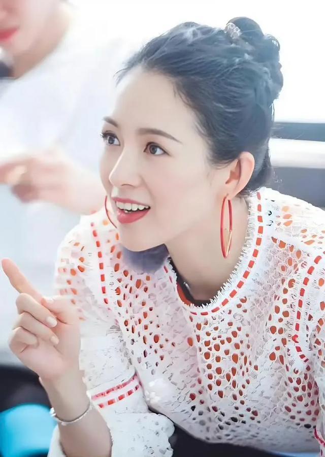 章子怡有什么特别的魅力地方吗?章子怡有什么特别魅力
 
章子怡的魅力，不只是长相