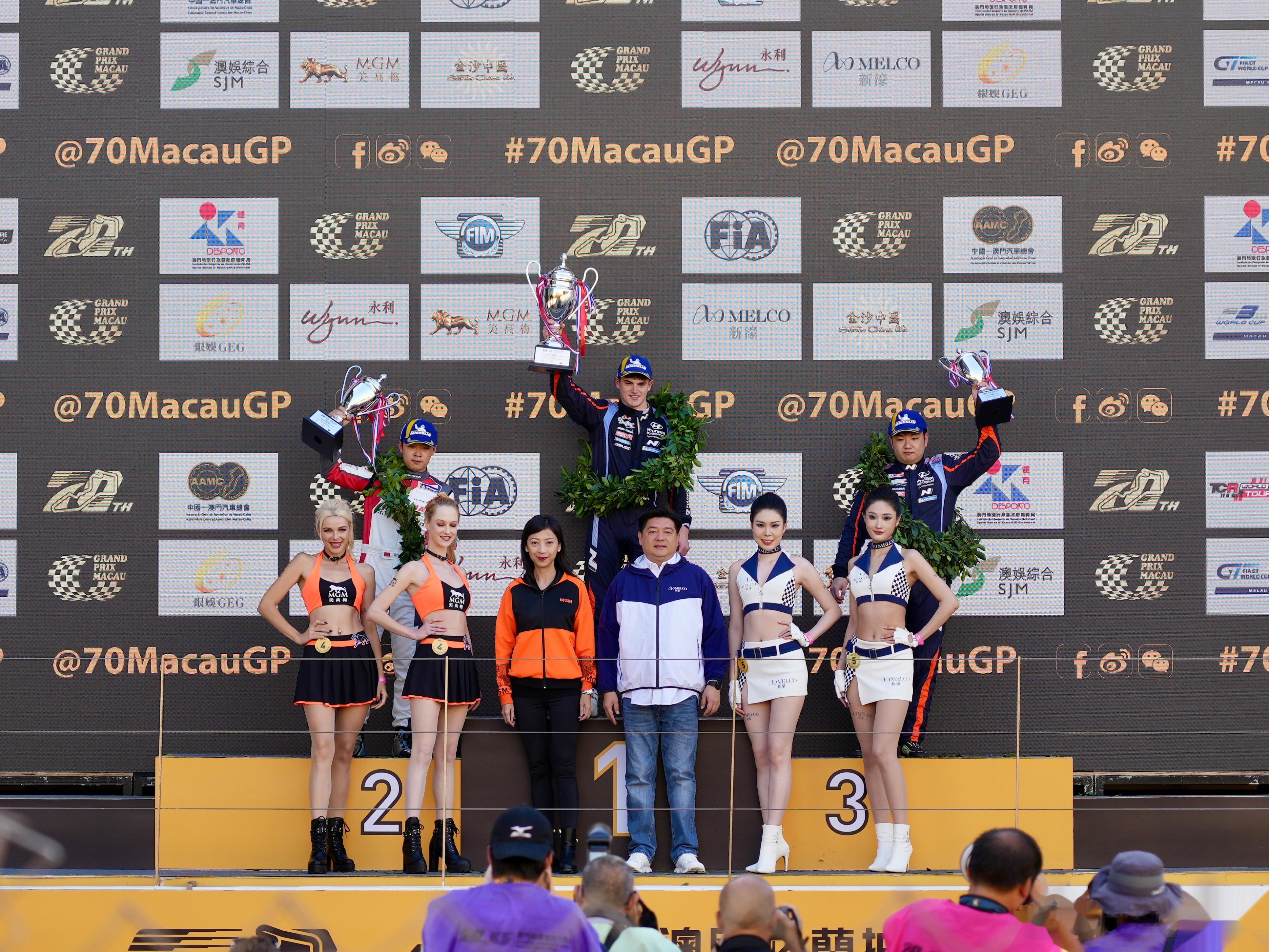 恭喜谢老板在澳门站上领奖台🎉 ​​​