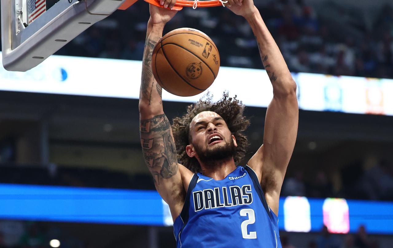 两人报销，五人受伤，独行侠该换队医了！

独行侠本赛季的遭遇和上赛季非常类似，球