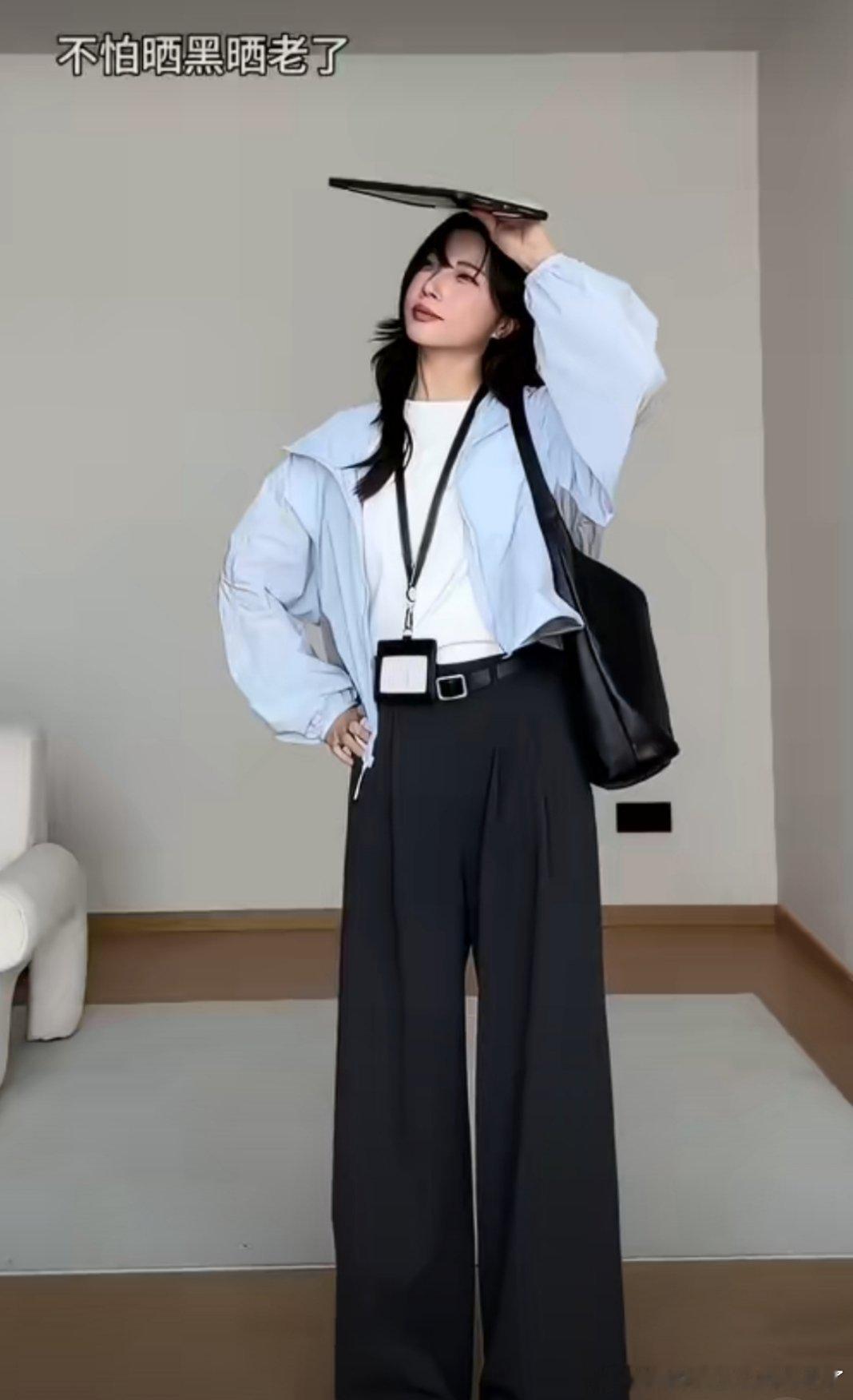 原来防晒服才是穿搭届的万金油越发觉得防晒衣早已是日常刚需，换季阳光毒辣极易晒红肌