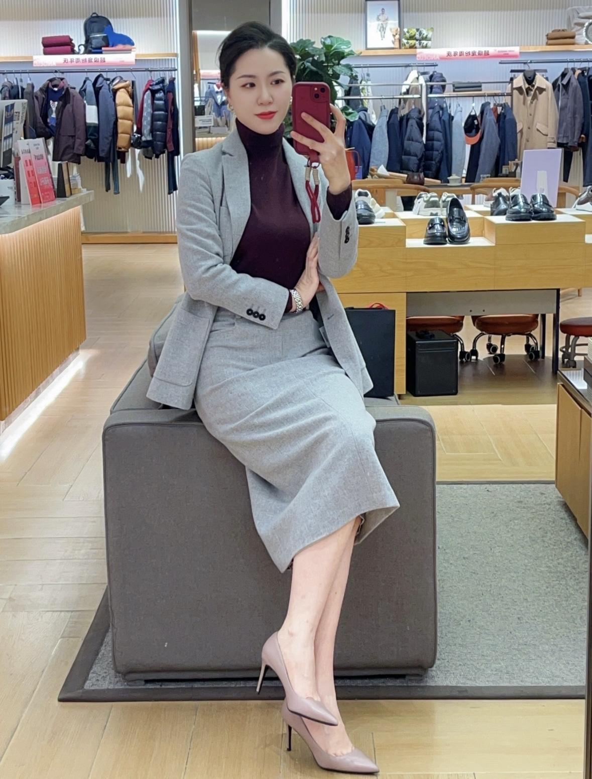 姐姐气场太强了什么年龄段的女人最有女人味?