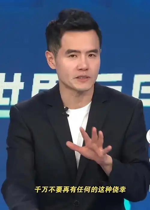 莎头组合2:3输给林钟勋/申裕斌！ 

刘国正赛后一针见血说出了莎头输球原因。 
