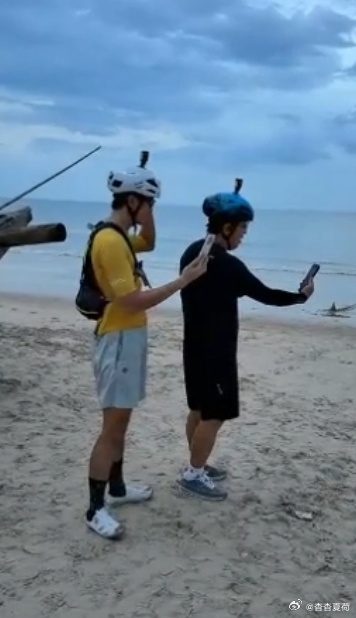 黄渤吴磊冒暴雨骑车骑有此理快要来了吧！老公我等不及了 