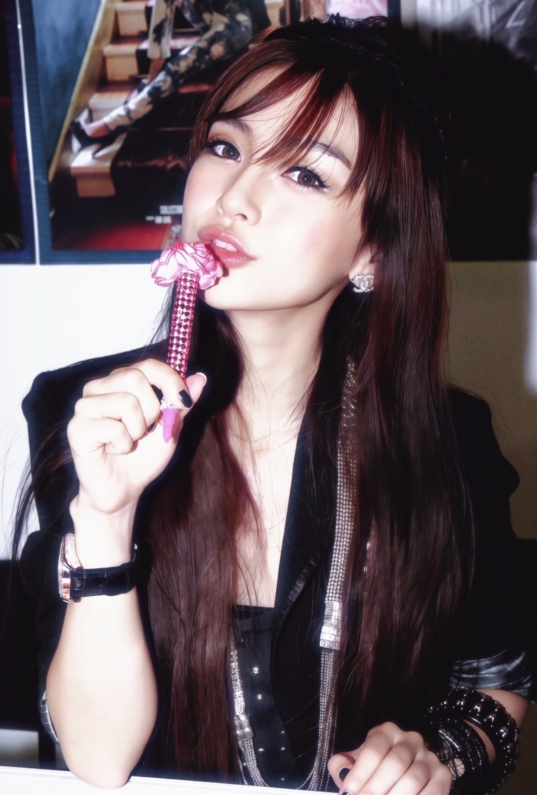 angelababy[超话] [兔子]angelababy “喜欢不会淹没于汹涌