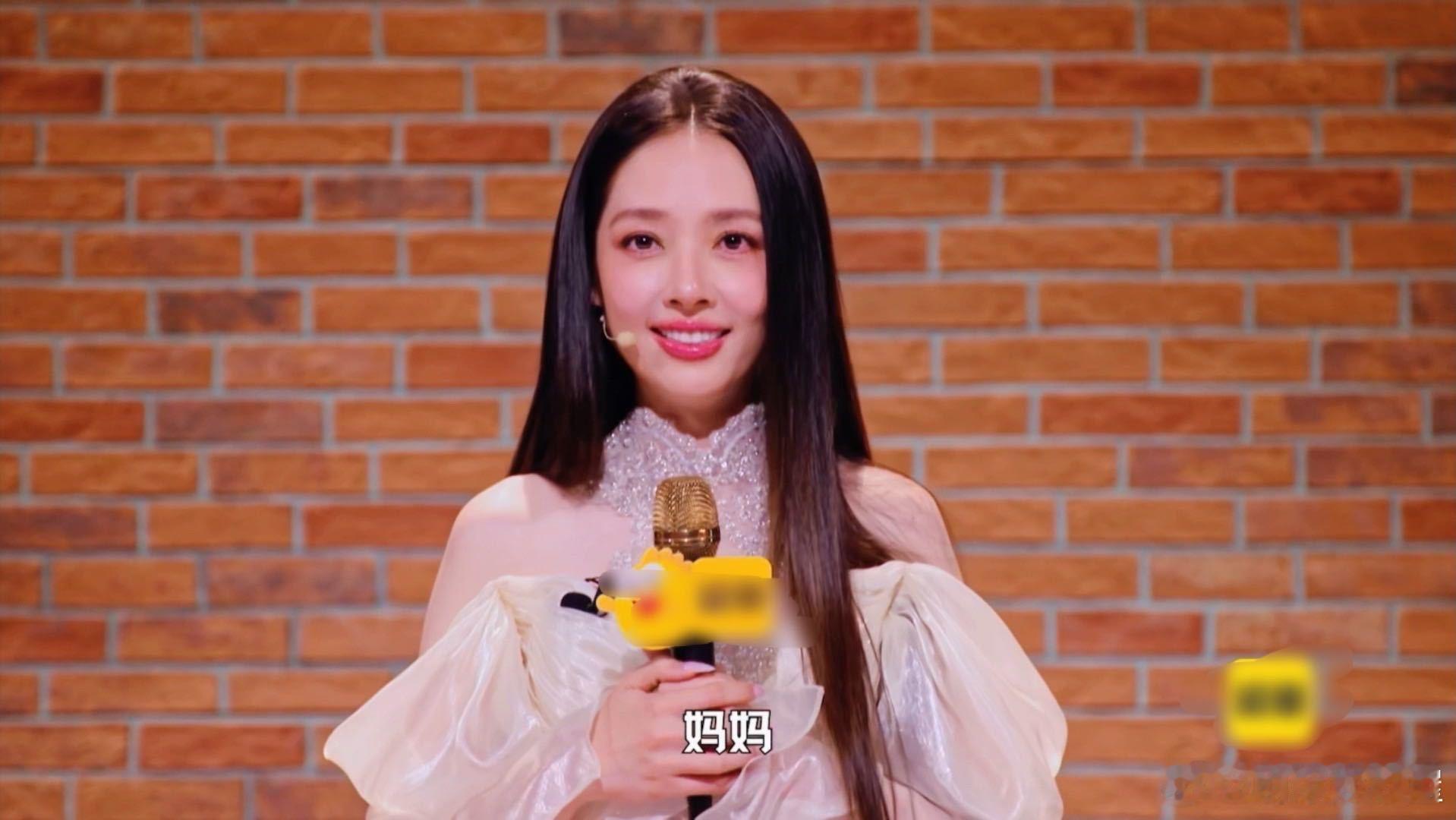 郭碧婷回应没在浪姐成团长得漂亮，家庭幸福，家里还有一群小动物~这跟迪士尼公主有什