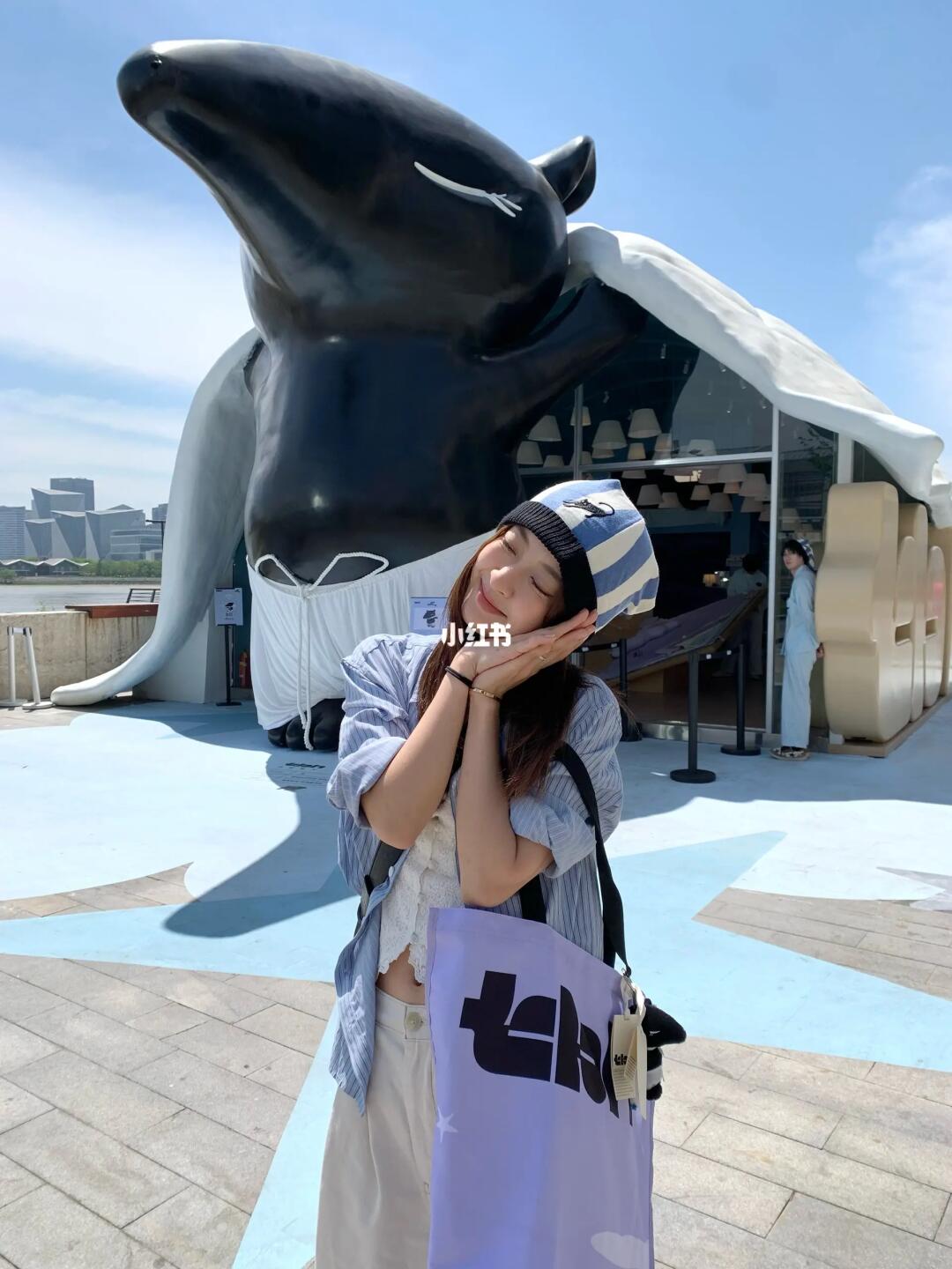 ⊹ ⁺ ♡̴.⋆₊dreamy girl🪽in Shanghai