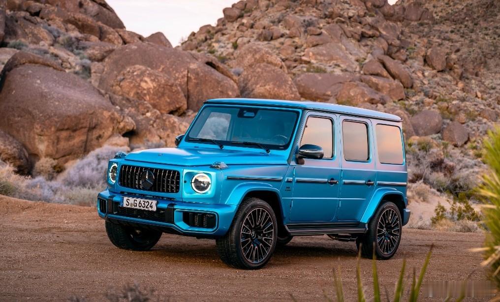 日前，据悉，新款奔驰G 500、AMG G 63以及纯电大G将同时10月18日上