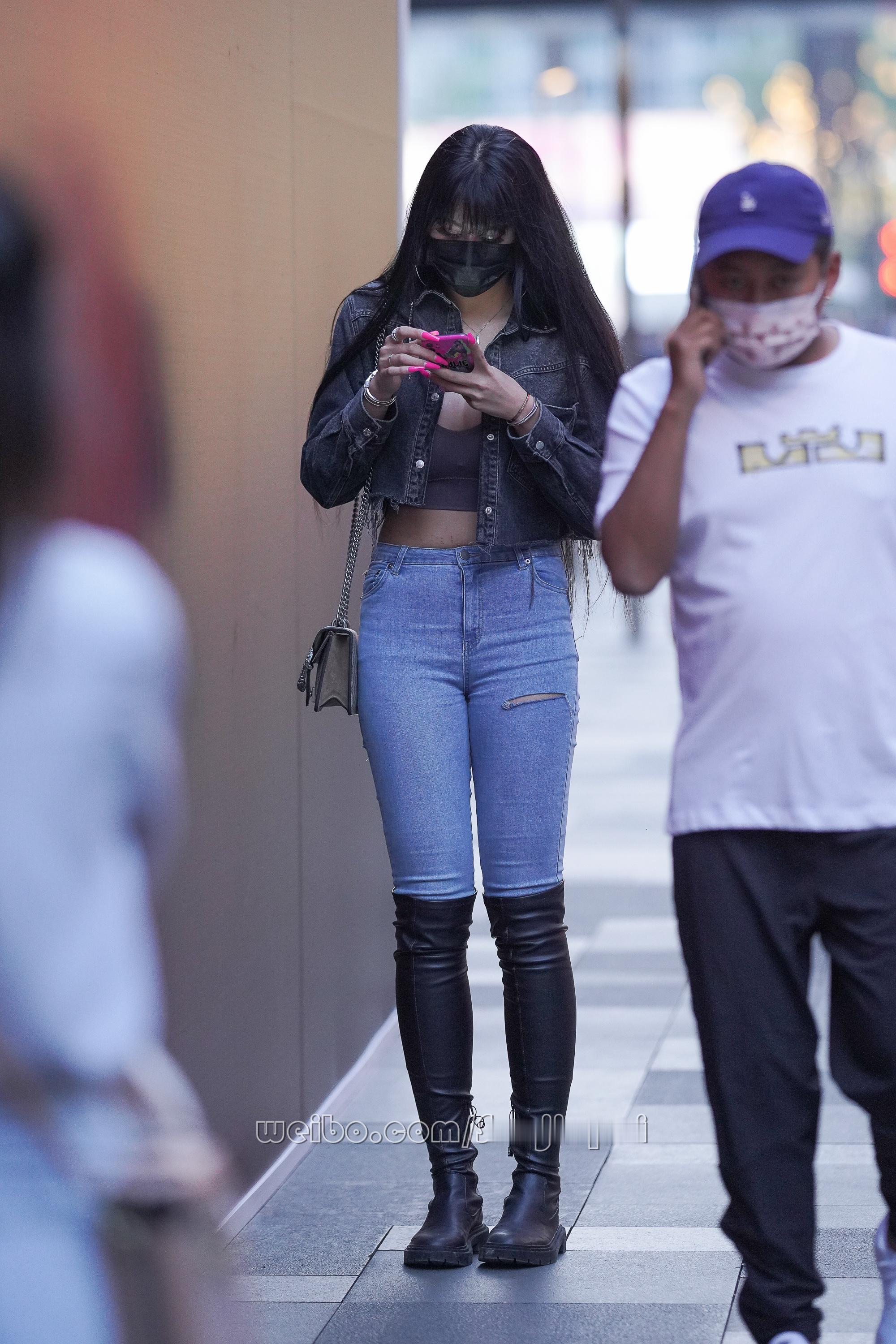 长靴牛仔飒爽靓丽~~ ​​​