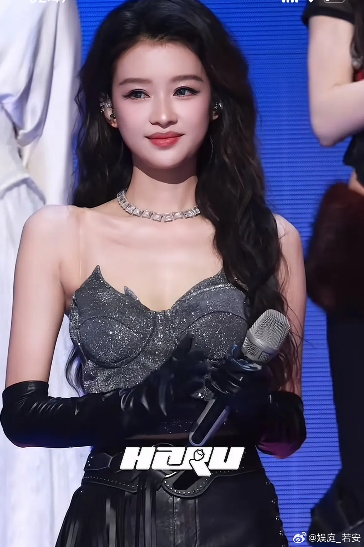 看最近孙怡参加【浪姐】的视频后谁不得说一句：董子健，你糊涂啊……现在的孙怡，这张