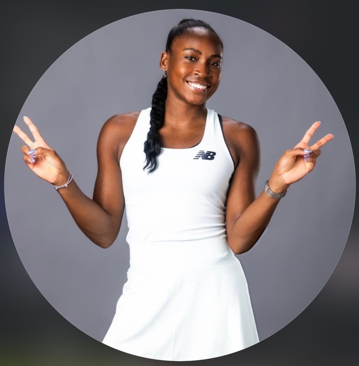 今天是高芙22岁的生日，没错，打了五六年巡回赛，她才只有22岁芙妹的大赛单打最佳