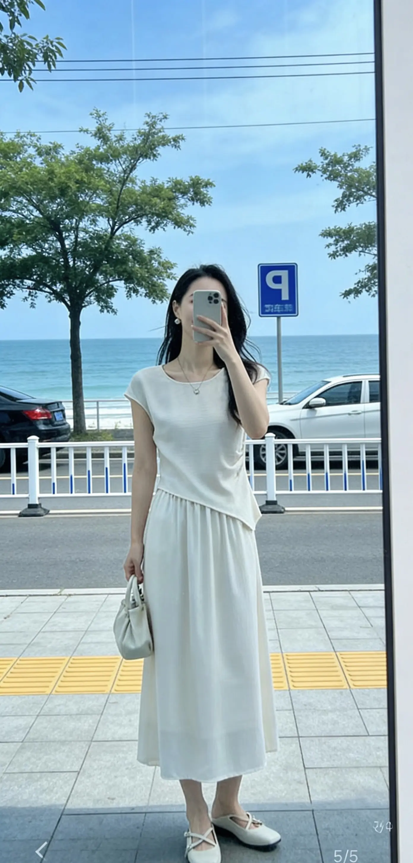 “人生不过葱姜蒜，          葱明一点 ，姜就一下，不行就蒜了！”