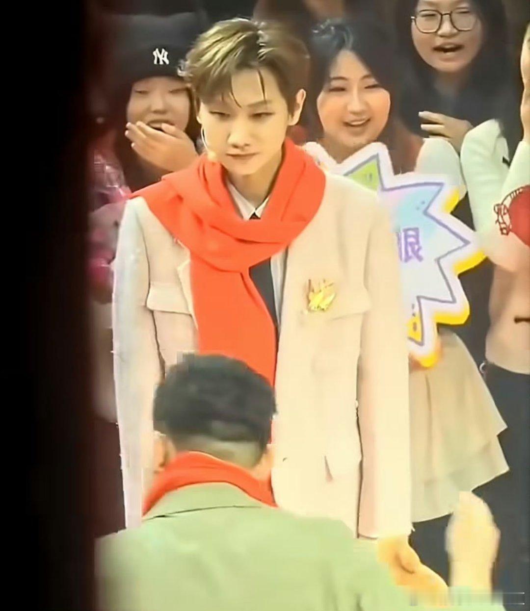 辽宁春晚亲儿子实锤！汪苏泷N年回家营业，沈阳DNA动了🏙️汪苏泷又来给辽宁春晚