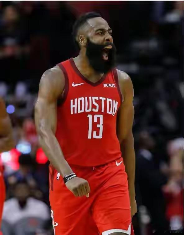 球也不打了，今天杜兰特协同火箭团队亲自就交易詹姆斯哈登的讨论提上议程，不单单是骑
