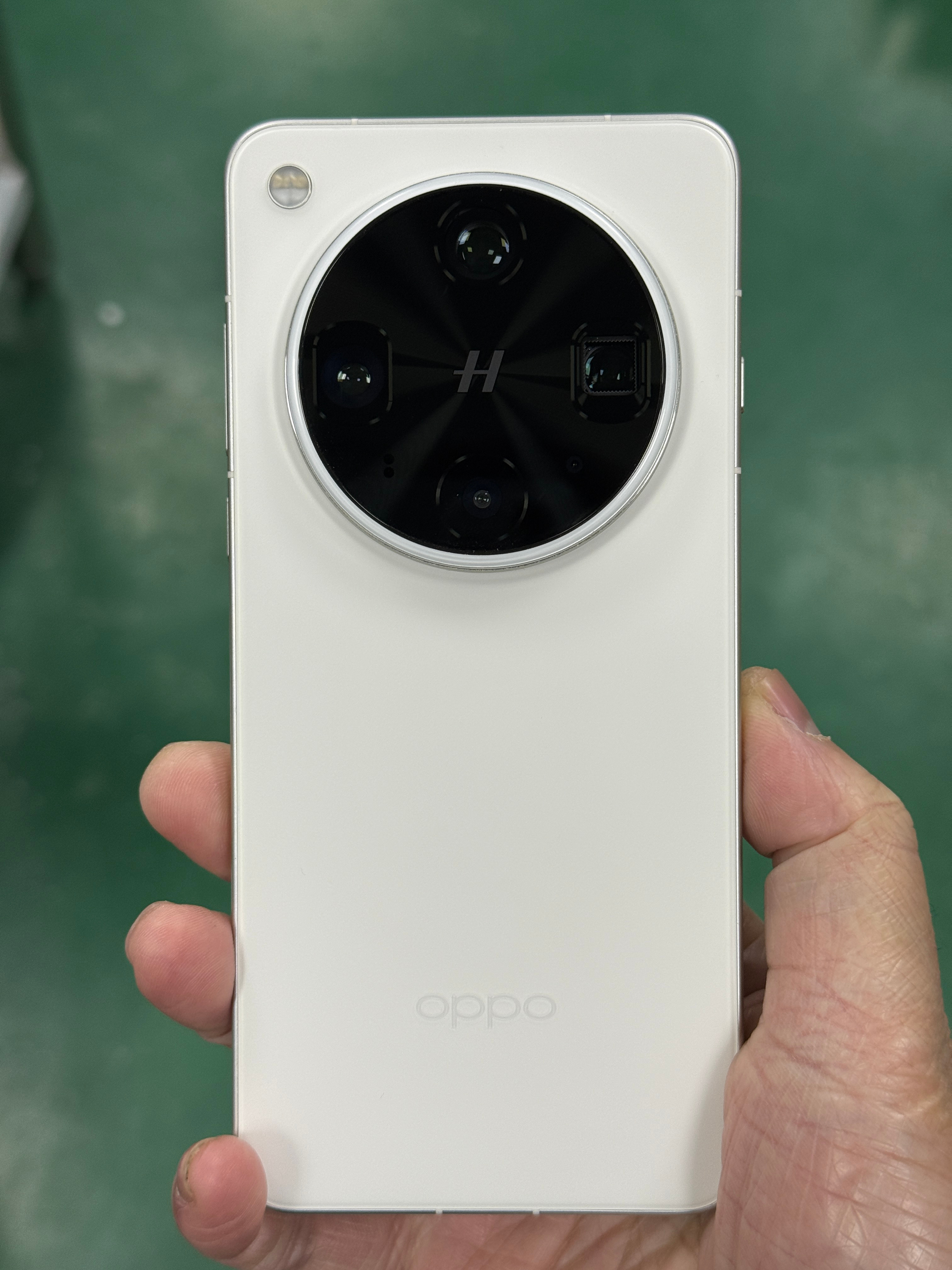 平嵌镜圈，毫无违和感哦 