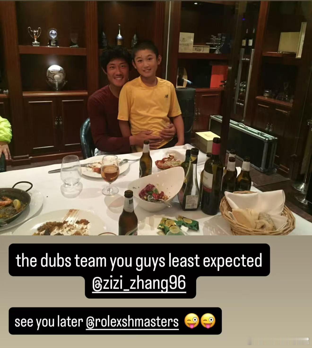 哈哈哈！小时候的商竣程曾坐在张之臻的腿上[哈哈]长大后两人搭档出战男双。2025