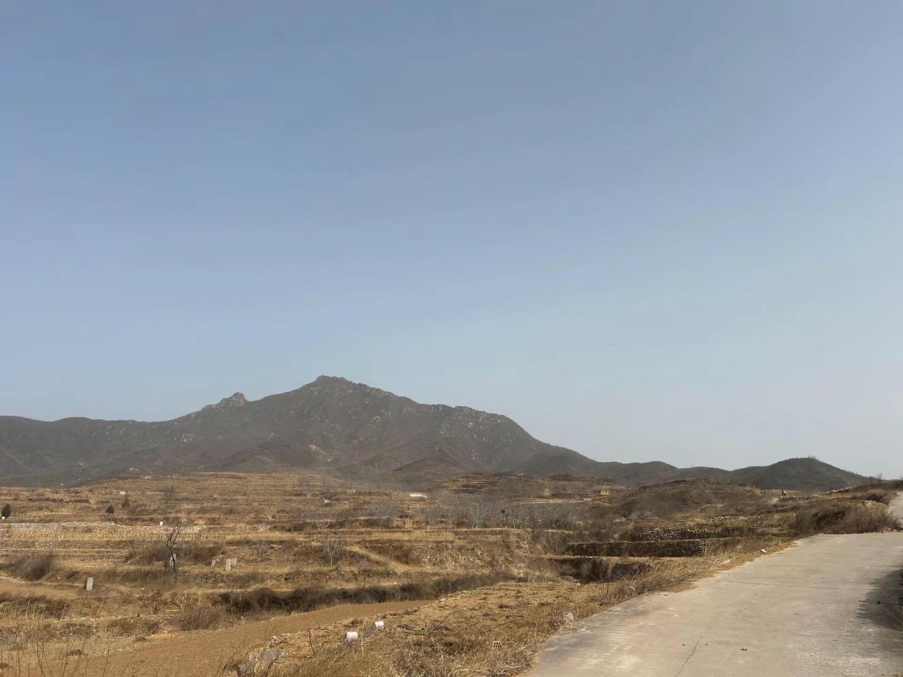 2026年已经启程，愿你在新的一年心中有暖阳，身边有知己，既能奔赴山海，追逐云浪