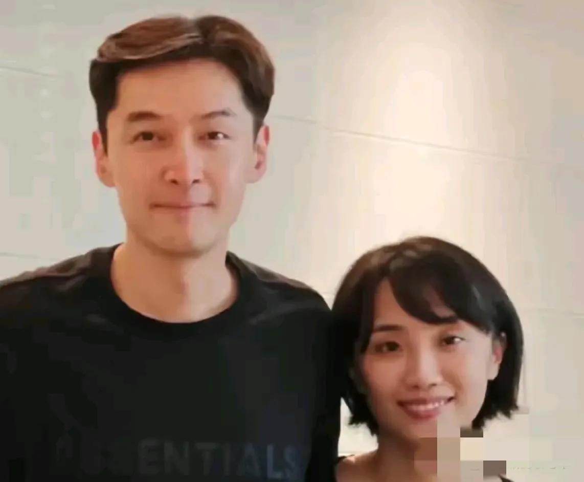 有人说胡歌不愿意给他的老婆婚礼，不见女方家人，不给彩礼……。嗐……这啥人呀，真会
