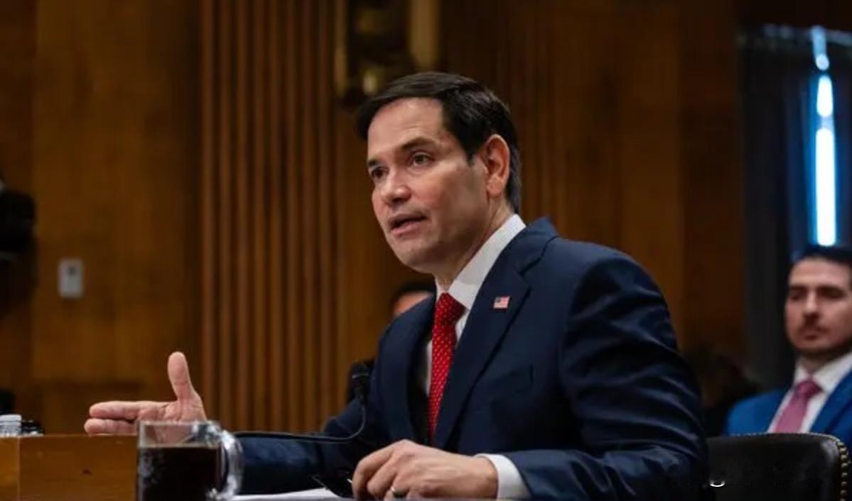 美国务卿称伊朗如不达成协议将加大施压力度！并称伊朗不能成为霍尔木兹海峡唯一受益者