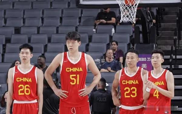 进步了！
中国男篮今晨71比84不敌掘金，在内部教学赛中继续连败，但仍有三大进步