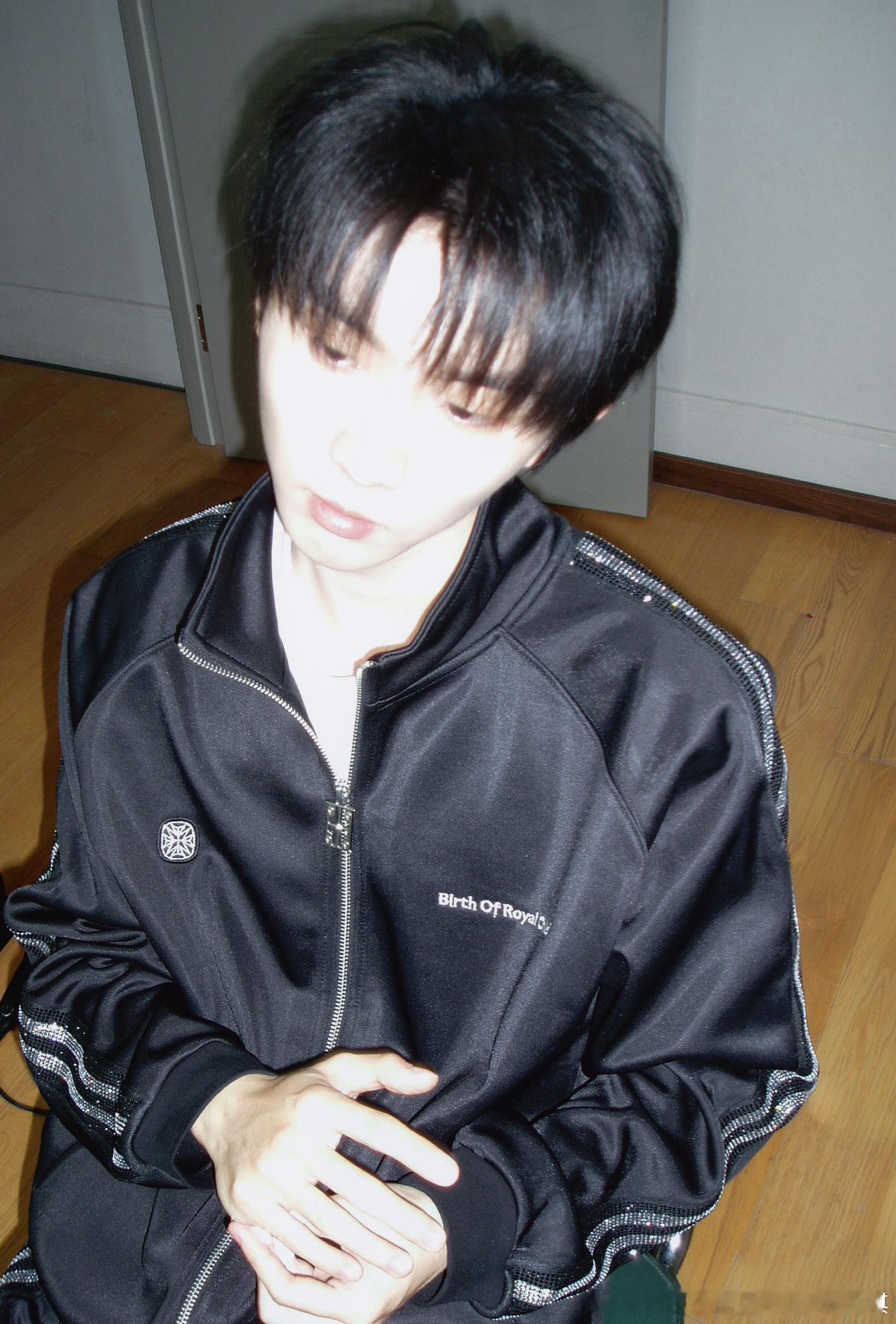 知性运动男孩 