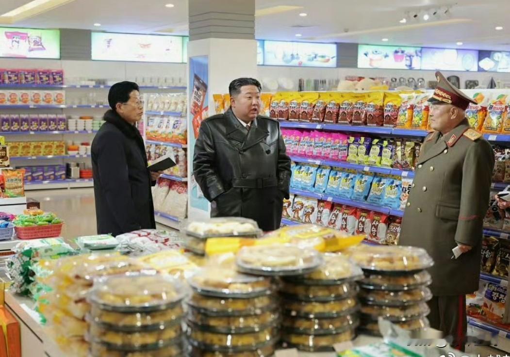 韩国智库指，截至11月底，金正恩今年公开活动共118次，为近九年来之最。其中出席