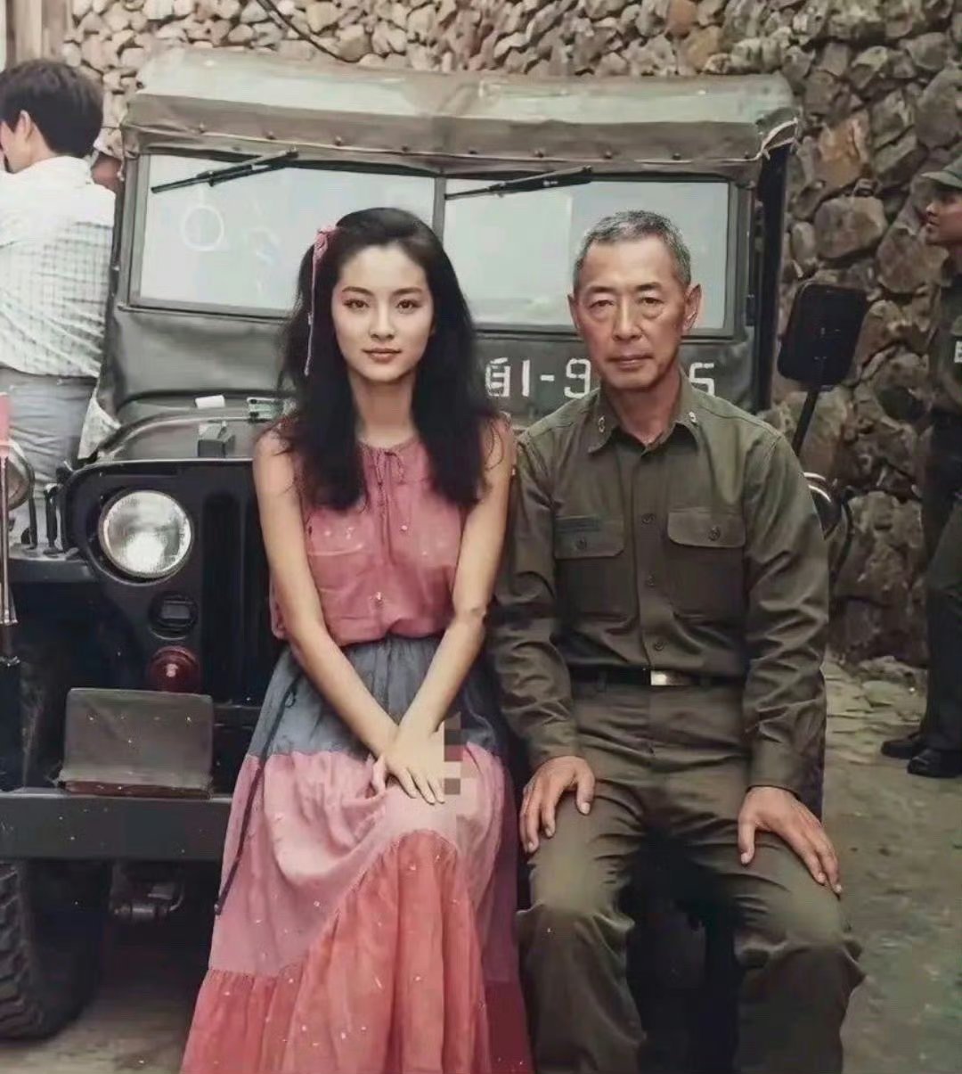 年轻时的林青霞完全是亚洲洲花吧 ​​​
