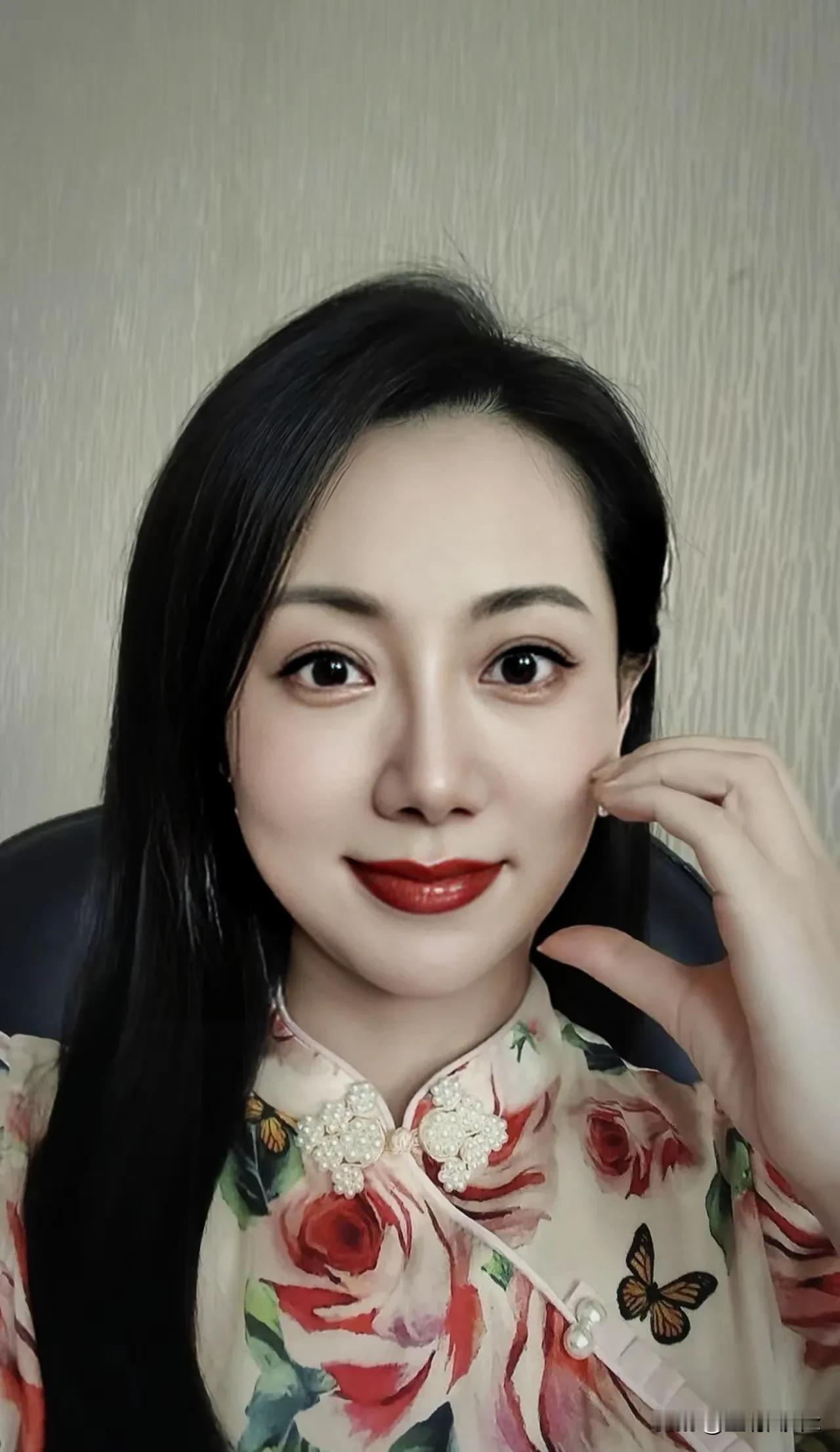 人生就是这样，无时无刻不在发生故事。我们能选择的，只有自己面对故事时的态度，以及