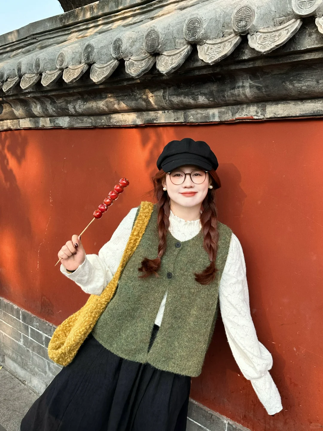 微胖穿搭|📷北京红墙好好拍！秋冬复古氛围～