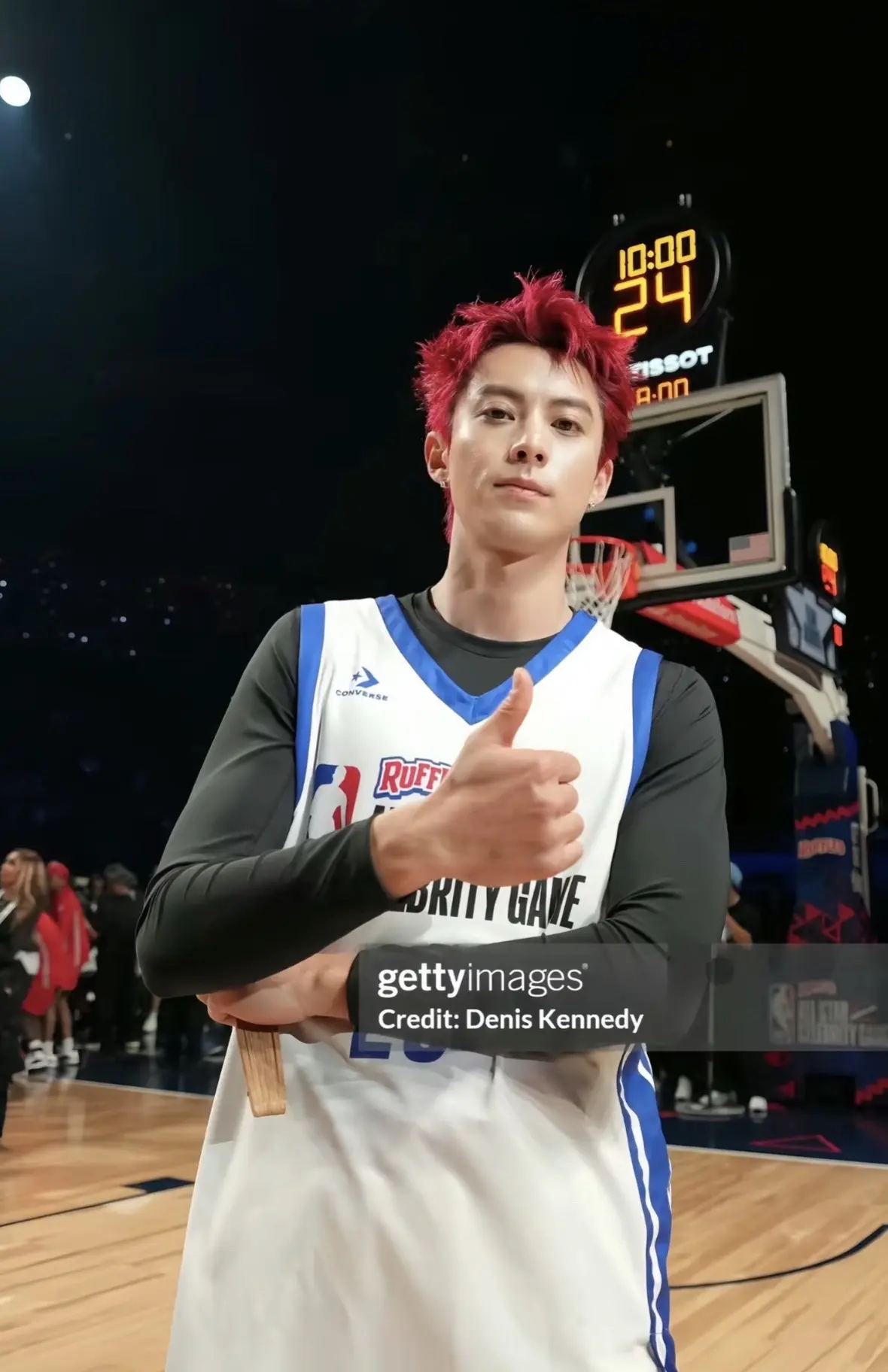 什么一生一世一双人 我还王鹤棣是我男人呢