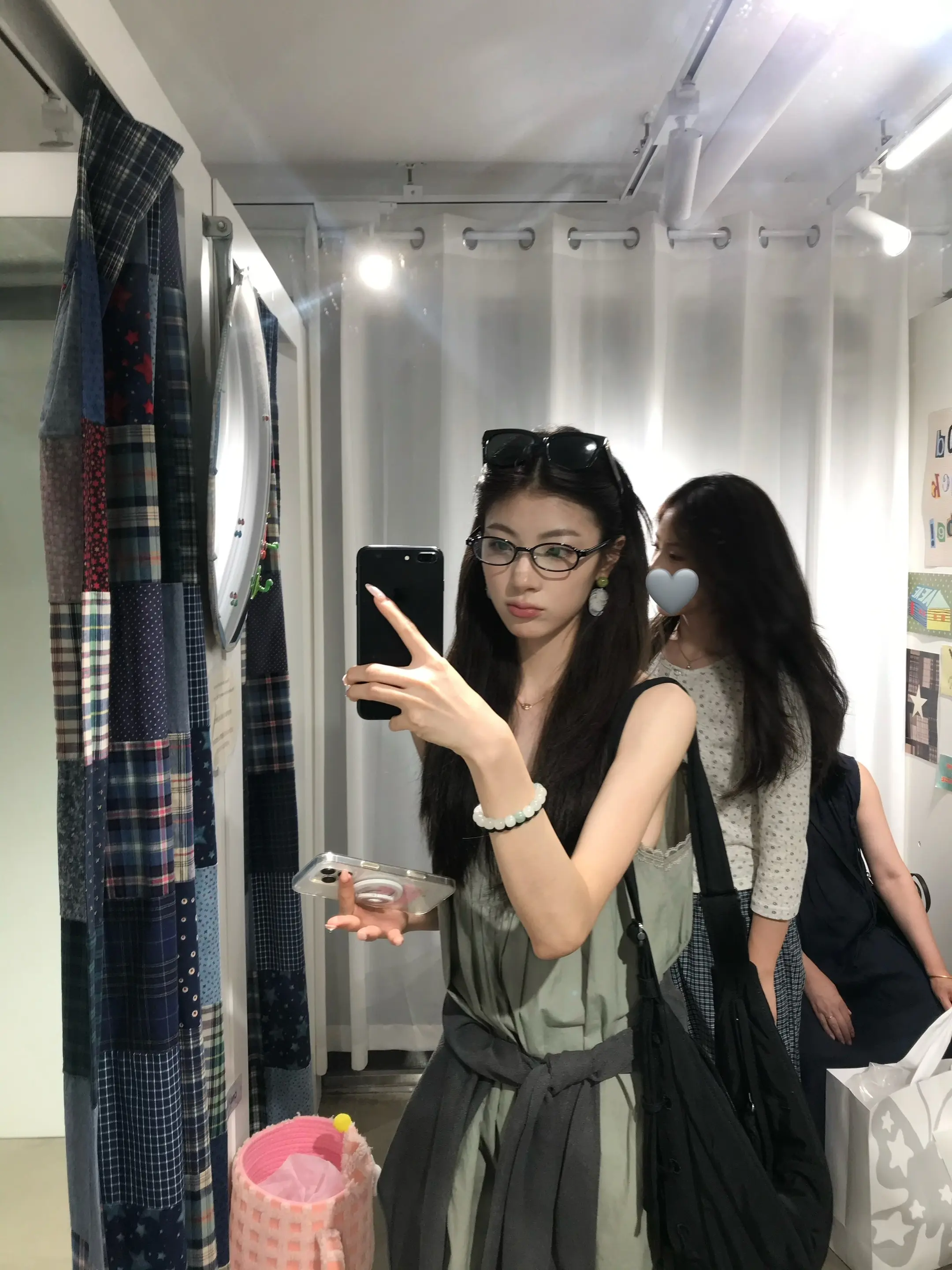 有什么事等我逛完街再说