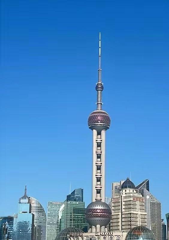 被骂冷血的有钱大姑子，直到亲妹妹偷偷上门，大家才发现她家连外人换拖鞋都得层层消杀