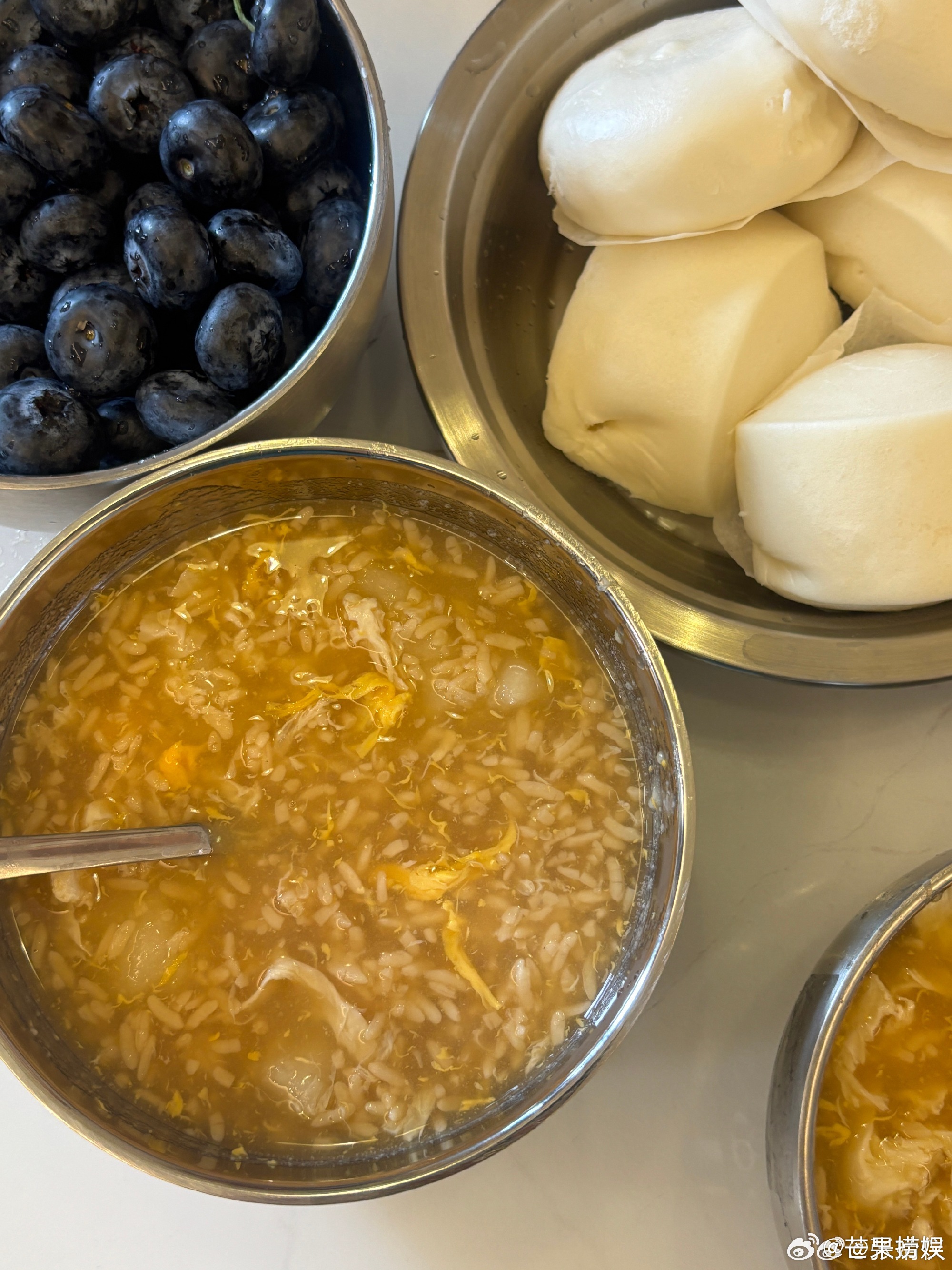 张婧仪包工头生活九宫格怎么就给俺们婧仪吃清汤寡水😠张婧仪 不吃饱怎么有力气搬砖