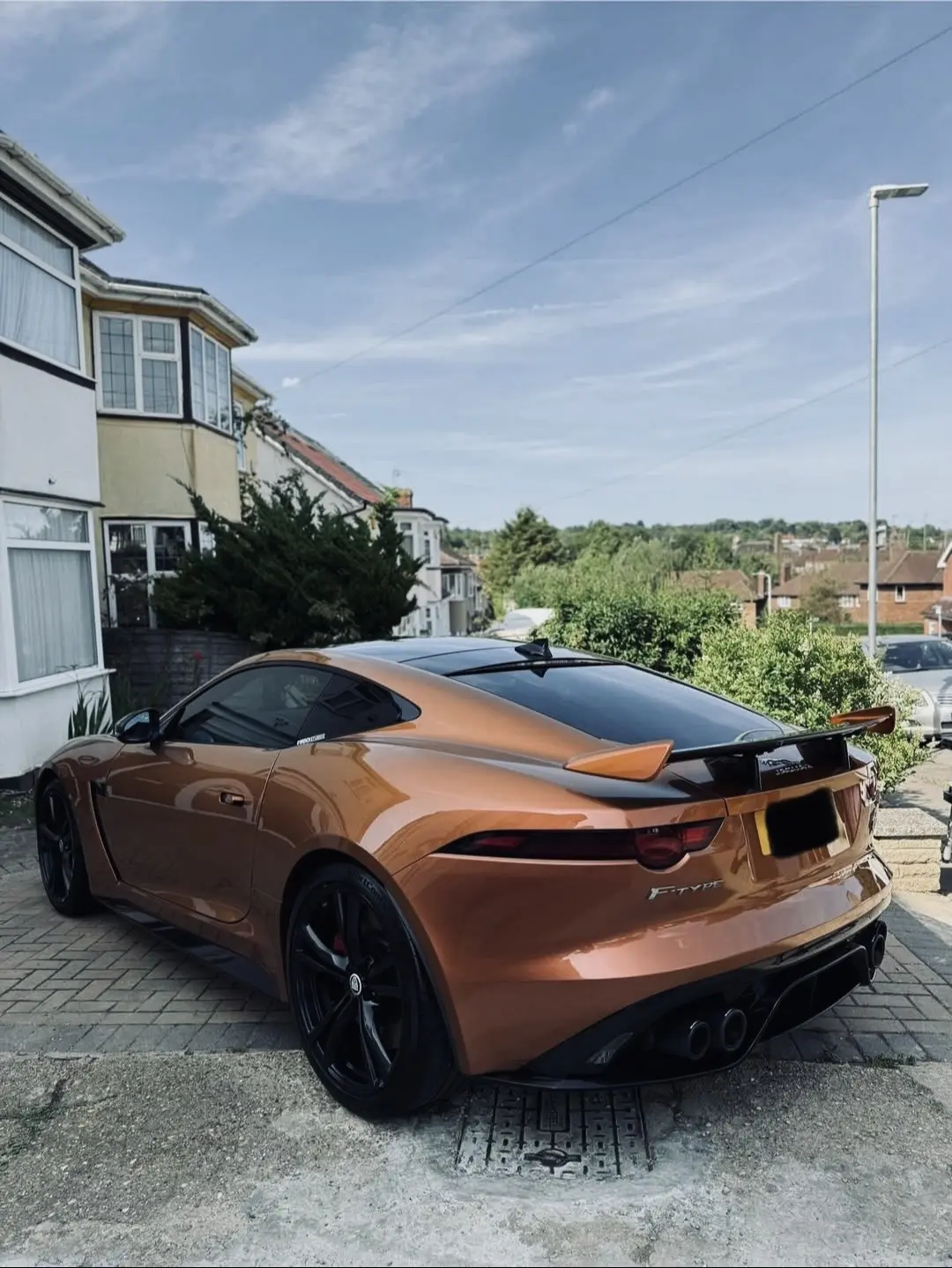 Jaguar Ftype SVR5.0。