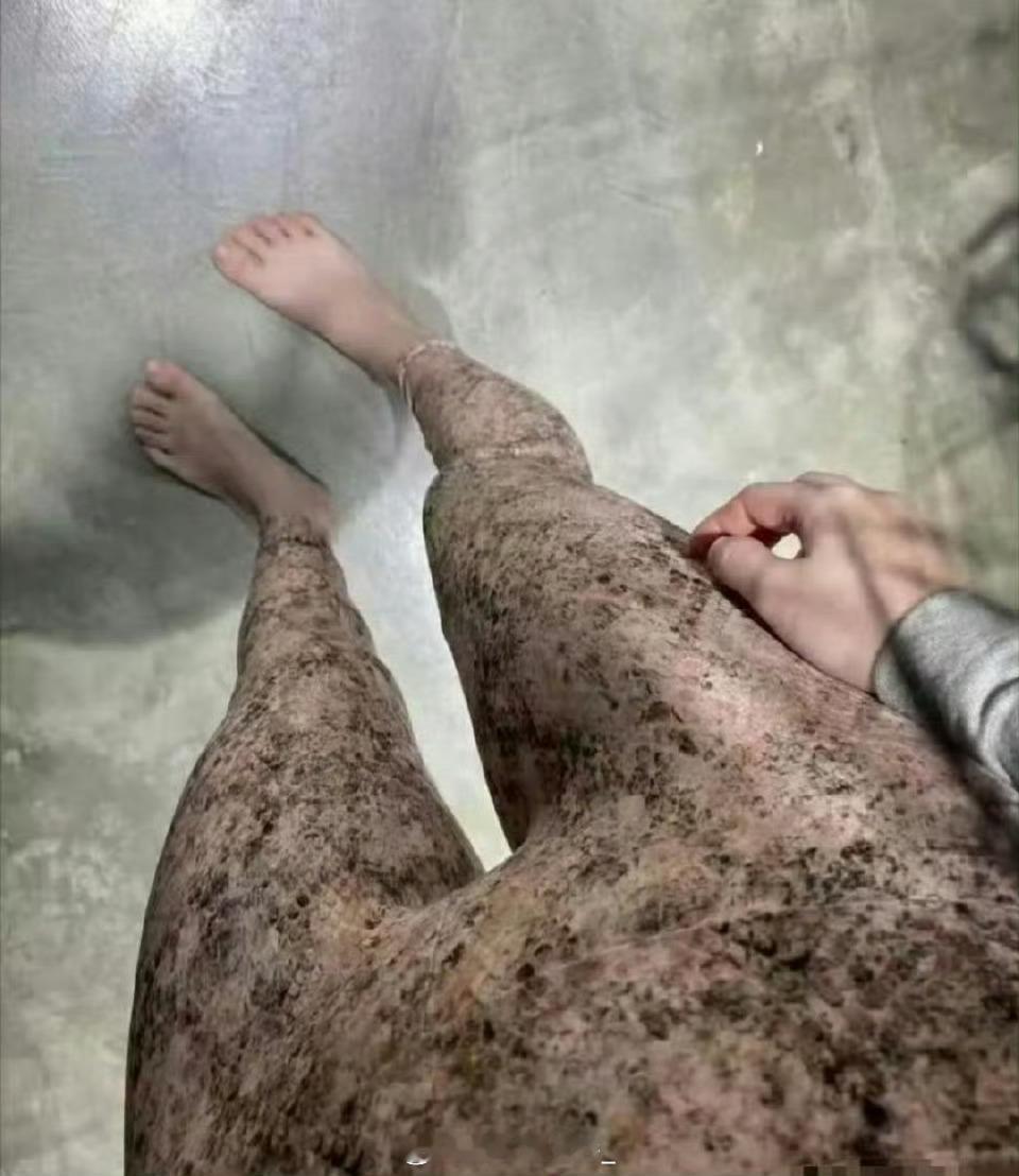 女朋友花380元买了条裤子，大家觉得这裤子如何？ ​ ​​​