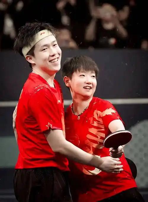 中国队 0-0日本队
12月6日，2025成都国际乒联混合团体世界杯第二阶段循环