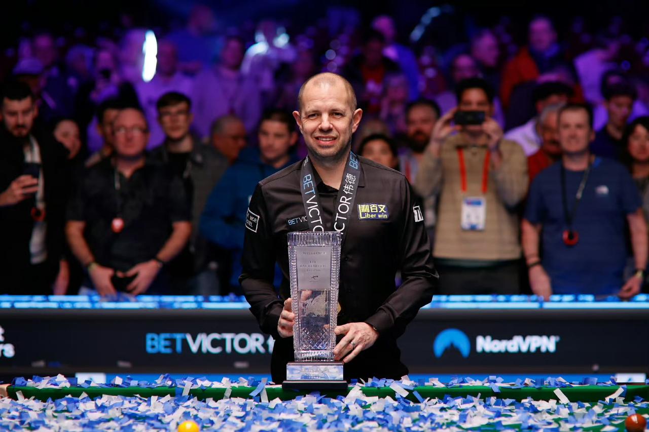 塞尔比、霍金斯退出世界公开赛!
两位世界排名前16球员因医疗原因，退出本赛季世界